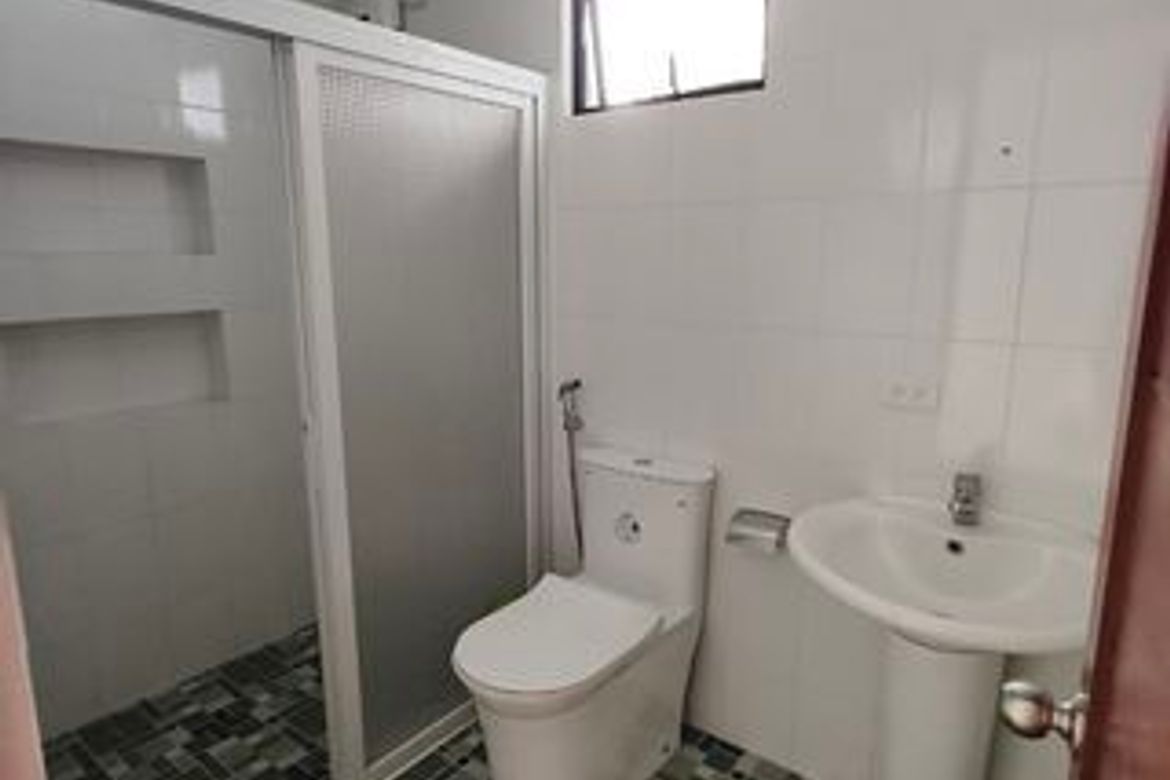 4 Bedroom House for Rent in Central, Quezon City, Metro Manila photo 4