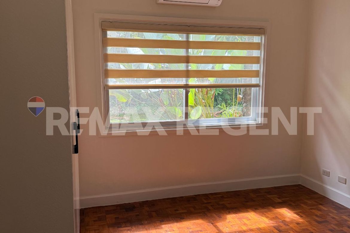 4 Bedroom House for Rent in Dasmariñas North, Makati, Metro Manila near MRT-3 Ayala photo 4
