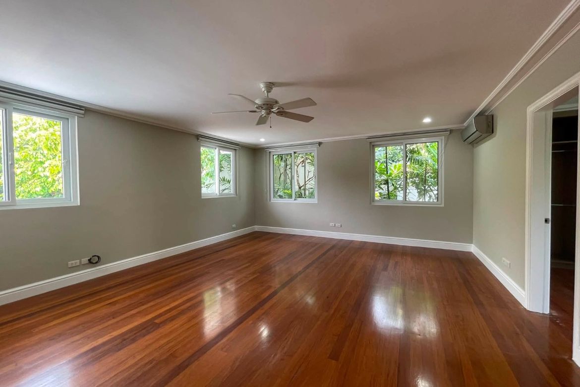 4 Bedroom House for Rent in Dasmariñas North, Makati, Metro Manila near MRT-3 Ayala photo 5