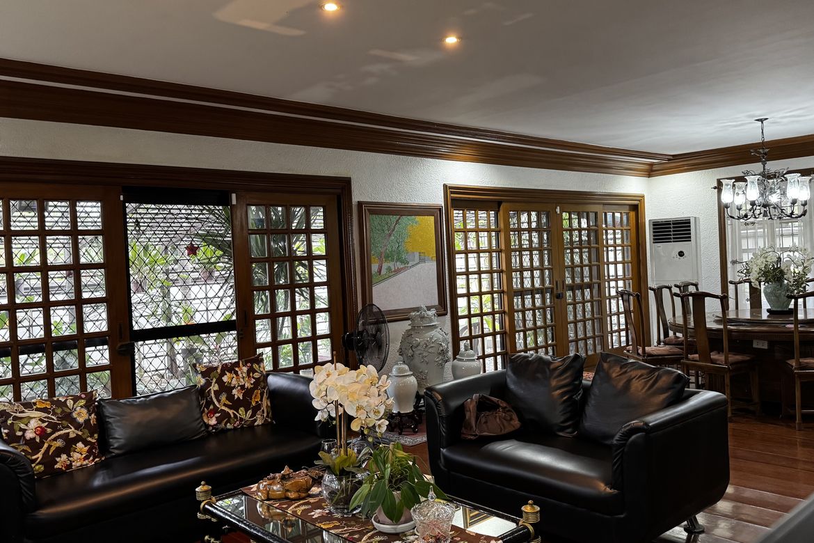 4 Bedroom House for Rent in Don Galo, Parañaque, Metro Manila photo 5