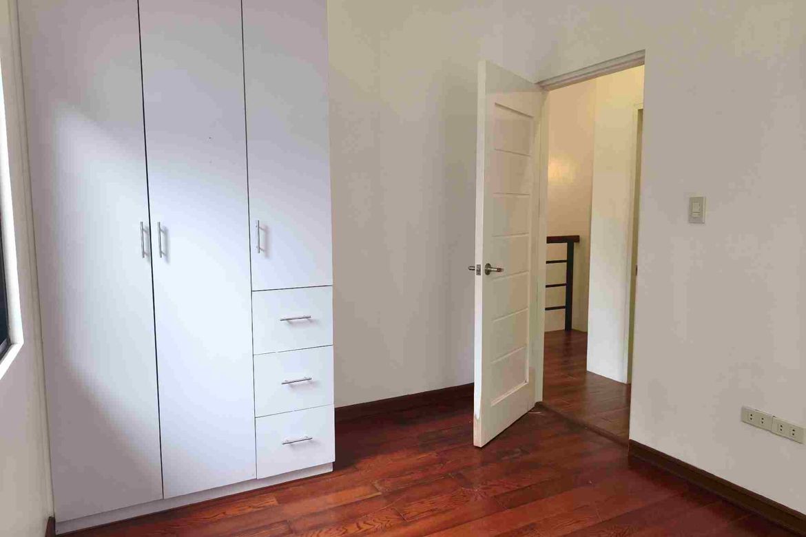4 Bedroom House for Rent in Don Jose, Santa Rosa, Laguna photo 3