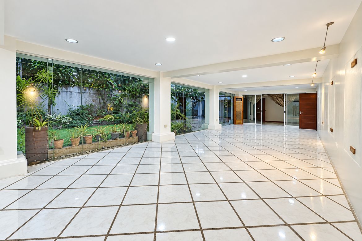 4 Bedroom House for Rent in Forbes Park North, Makati, Metro Manila near MRT-3 Buendia photo 6