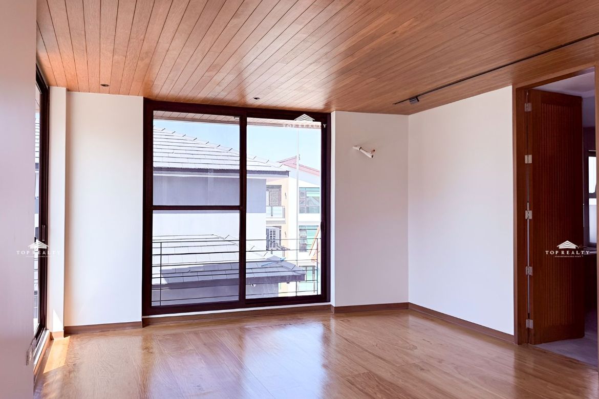 4 Bedroom House for Rent in McKinley Hill Village, McKinley Hill, Taguig, Metro Manila photo 3