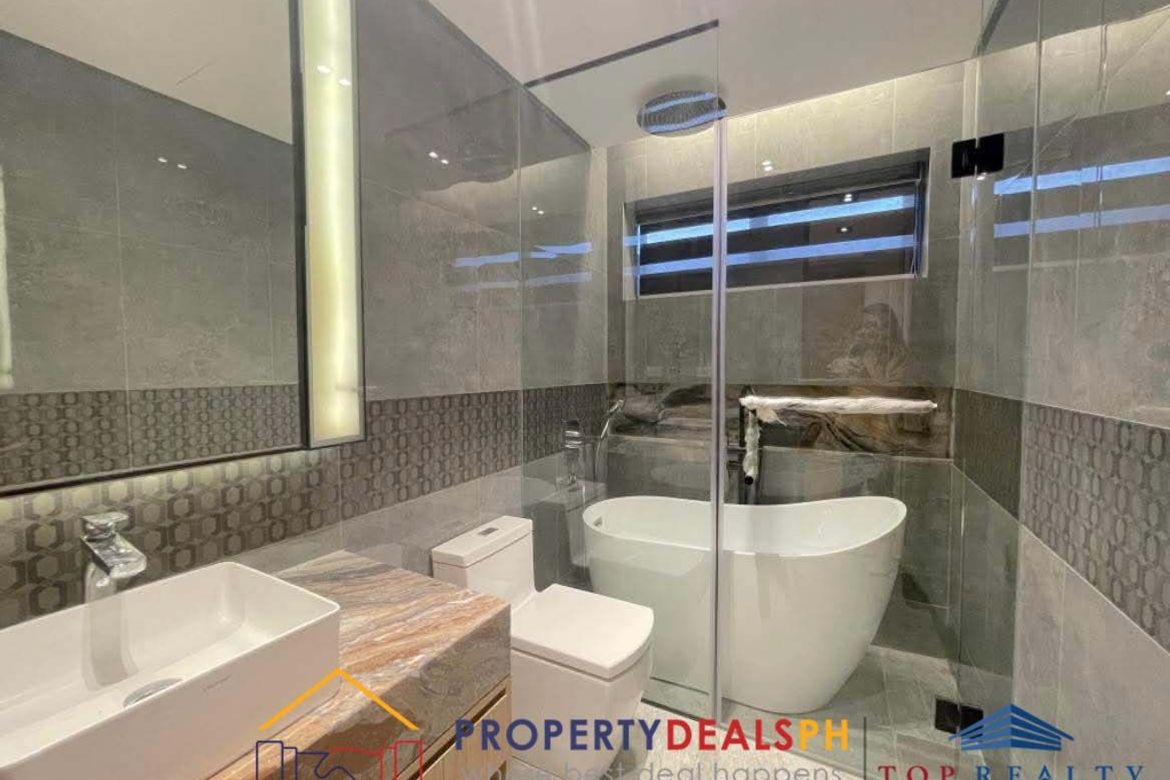4 Bedroom House for Rent in McKinley Hill Village, McKinley Hill, Taguig, Metro Manila photo 8