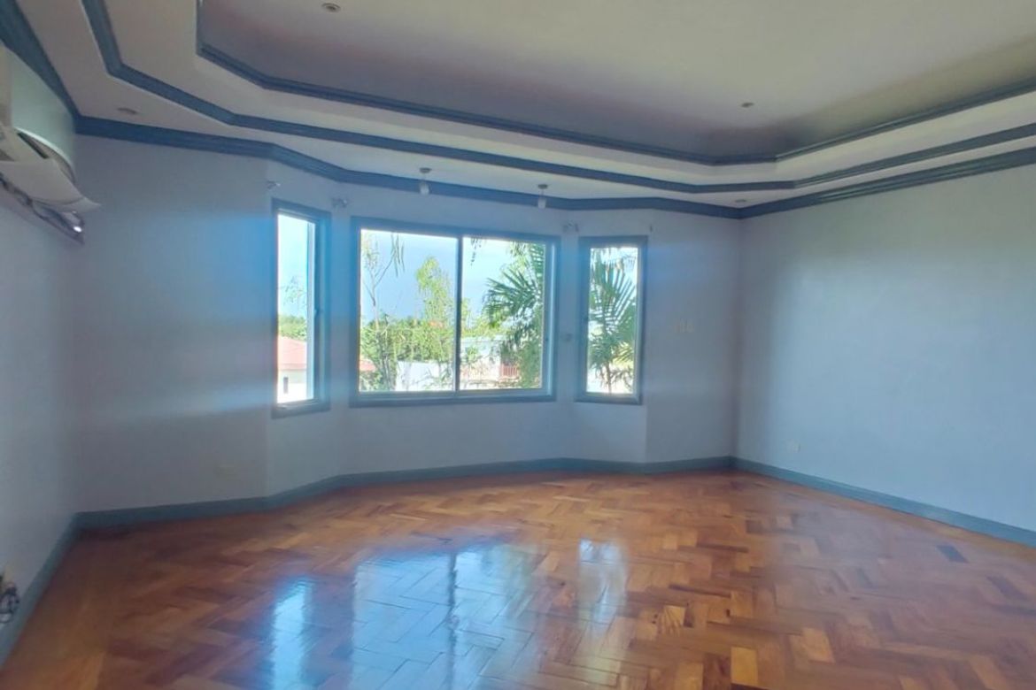 4 Bedroom House for Rent in Molino III, Bacoor, Cavite photo 5