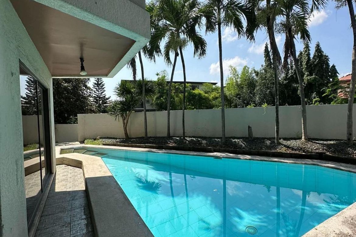 4 Bedroom House for Rent in New Alabang Village, Muntinlupa, Metro Manila