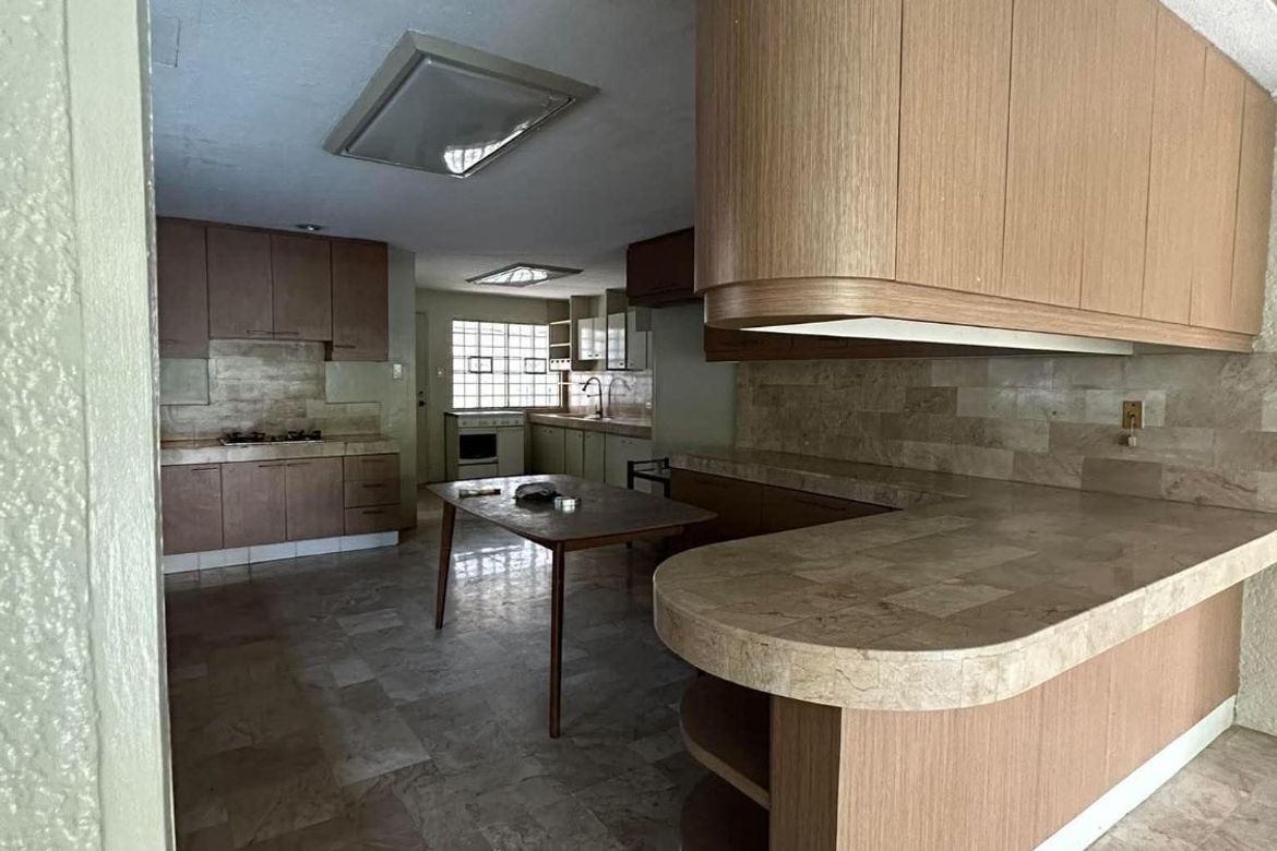 4 Bedroom House for Rent in New Alabang Village, Muntinlupa, Metro Manila photo 4