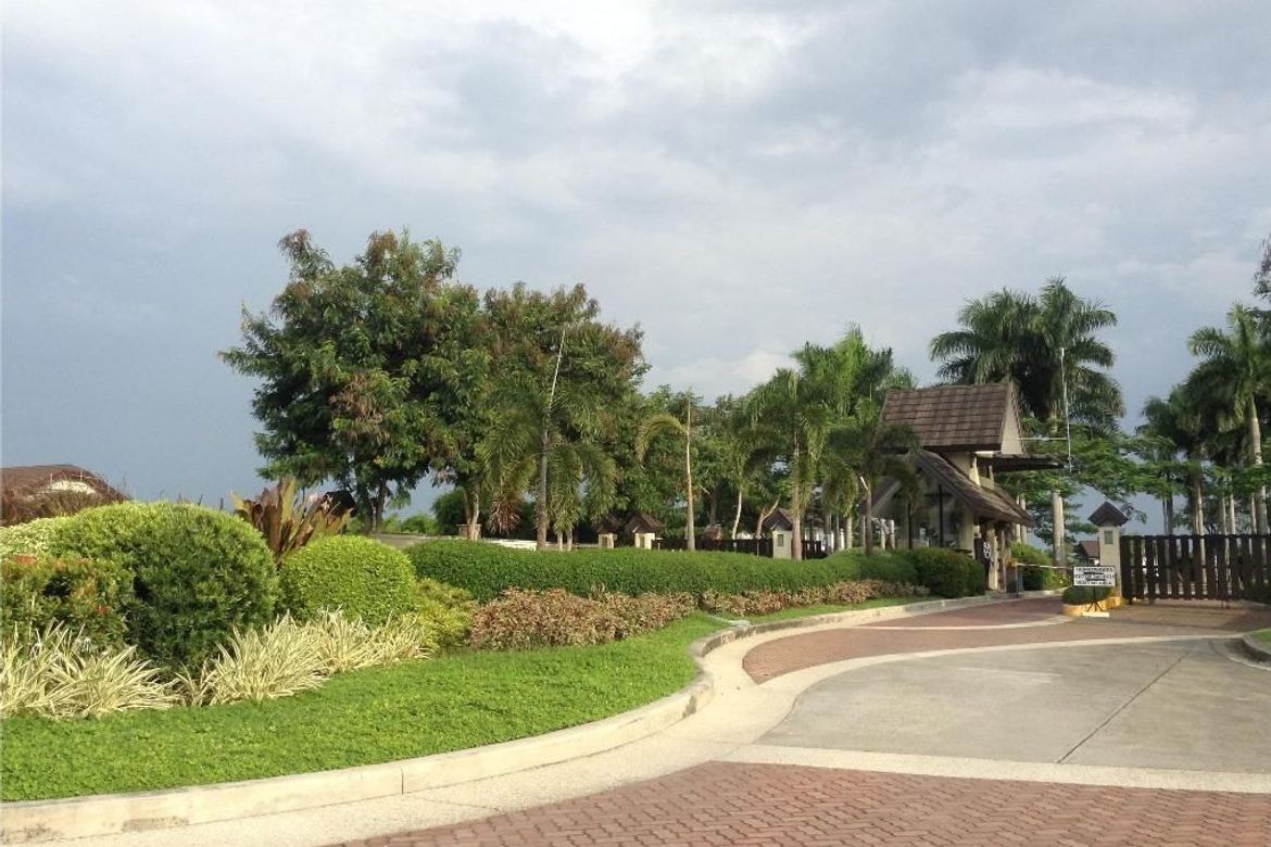 4 Bedroom House for Rent in Pramana Residential Park, Malitlit, Santa Rosa, Laguna photo 8