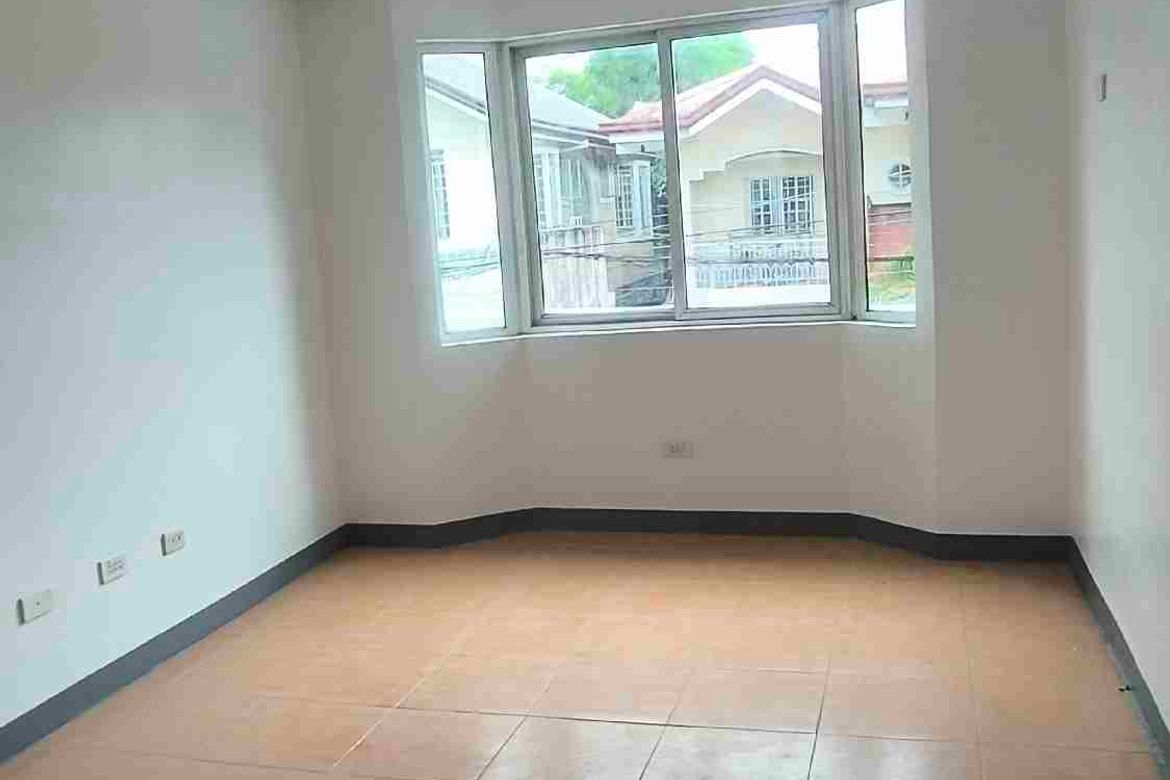 4 Bedroom House for Rent in San Isidro, Cainta, Rizal photo 8