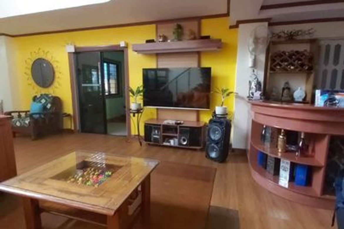 4 Bedroom House for Rent in San Miguel, Pasig, Metro Manila photo 4