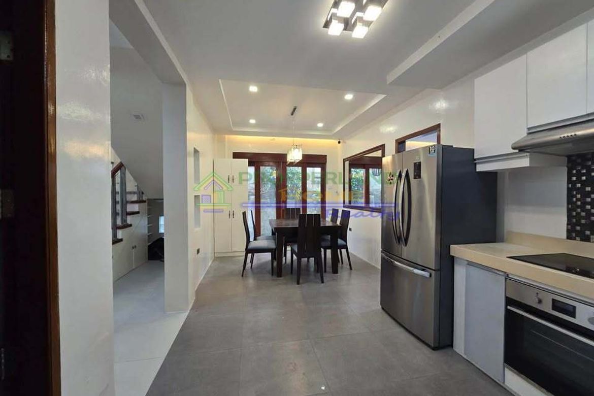 4 Bedroom House for Rent in Santa Rosa, Laguna photo 2