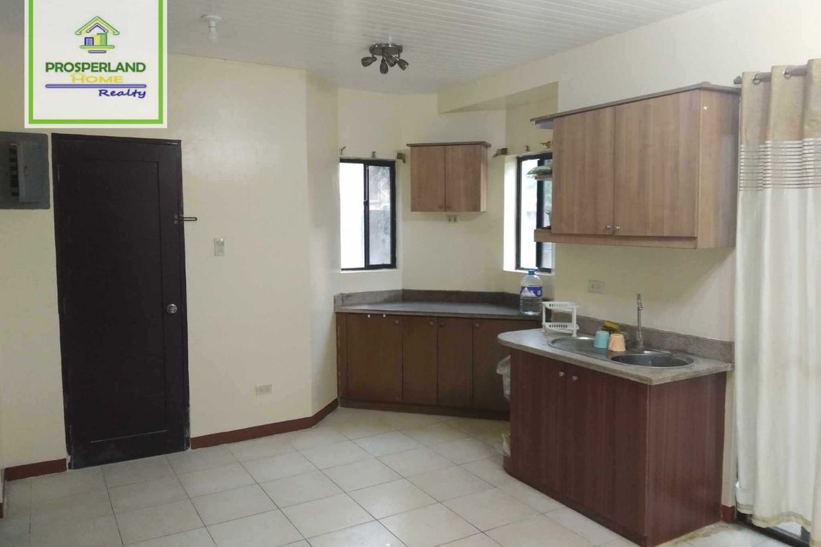 4 Bedroom House for Rent in Santo Domingo, Santa Rosa, Laguna photo 2