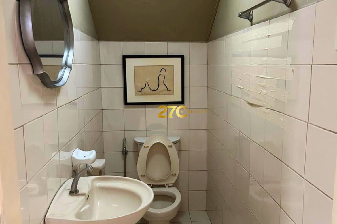 4 Bedroom House for Rent in White Plains, Quezon City, Metro Manila photo 7
