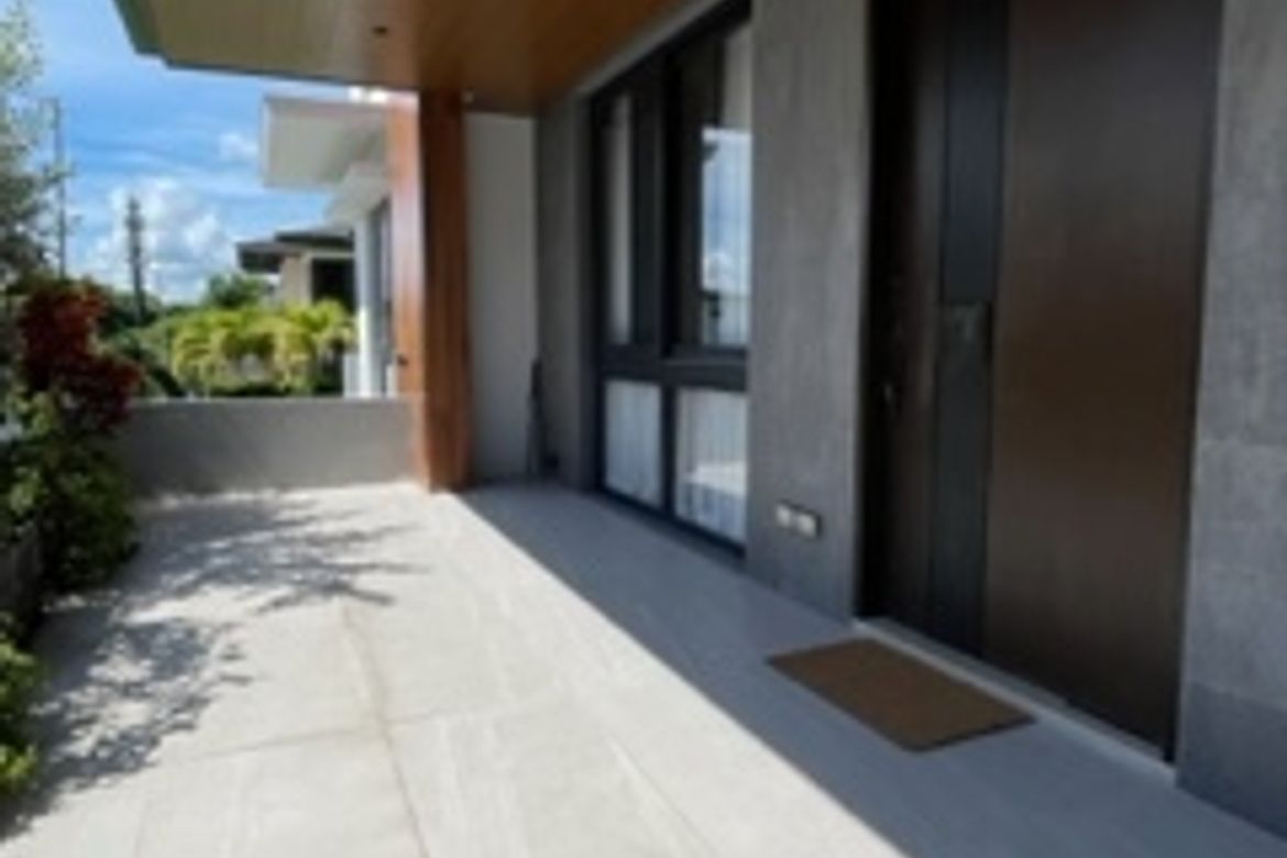 4 Bedroom House for Sale in Alabang, Muntinlupa, Metro Manila – photo 2