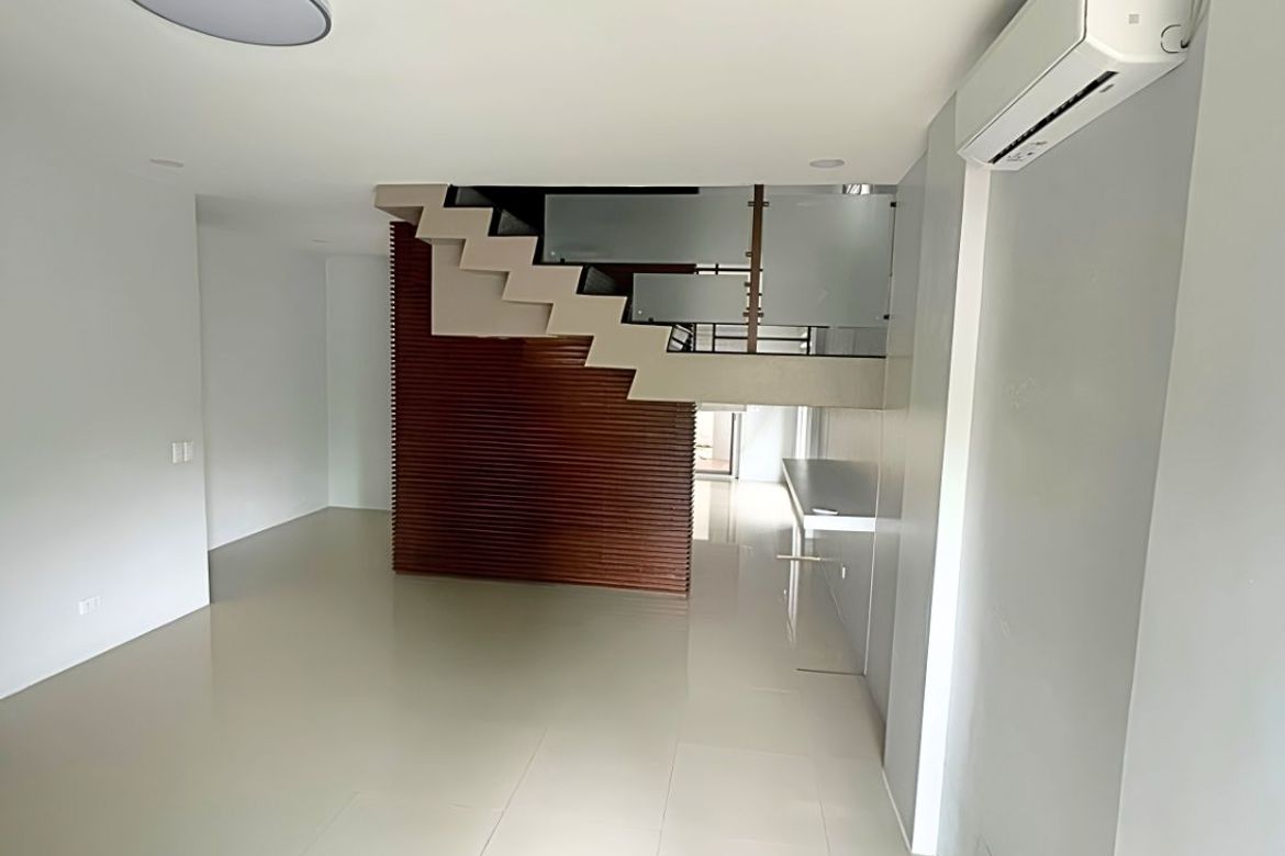 4 Bedroom House for Sale in Alabang, Muntinlupa, Metro Manila – photo 5