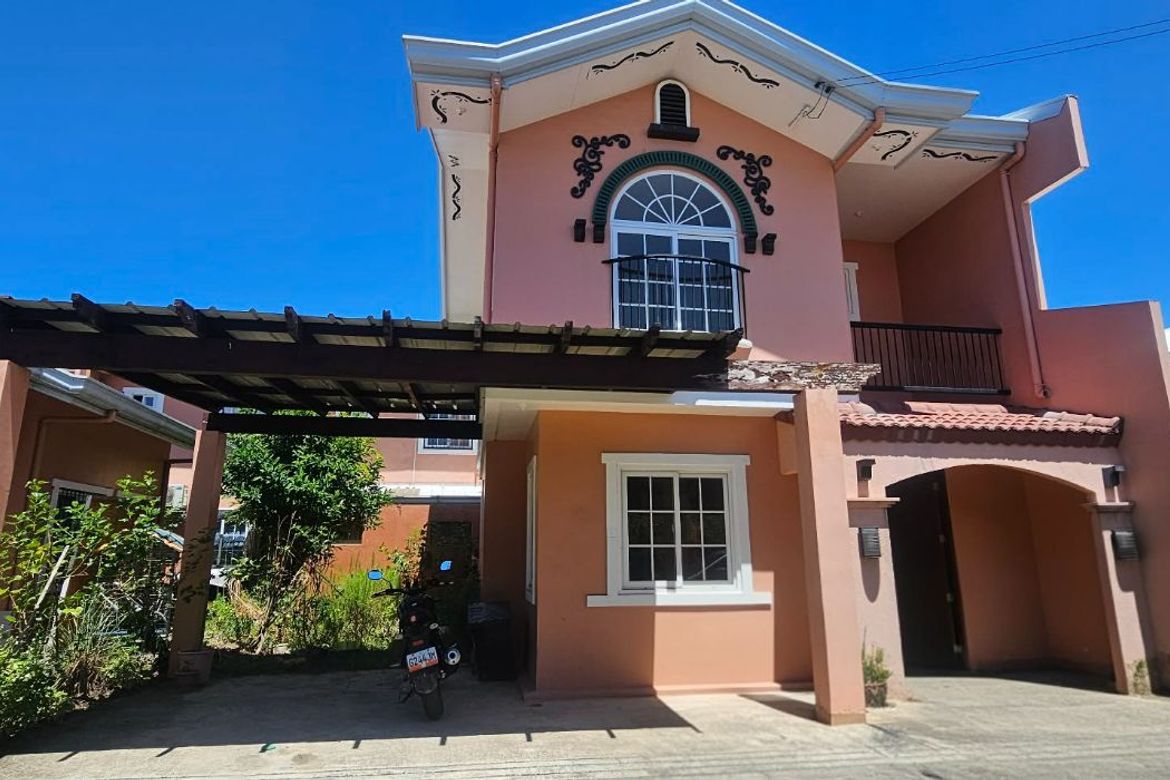 4 Bedroom House for Sale in Alegria, Cordoba, Cebu