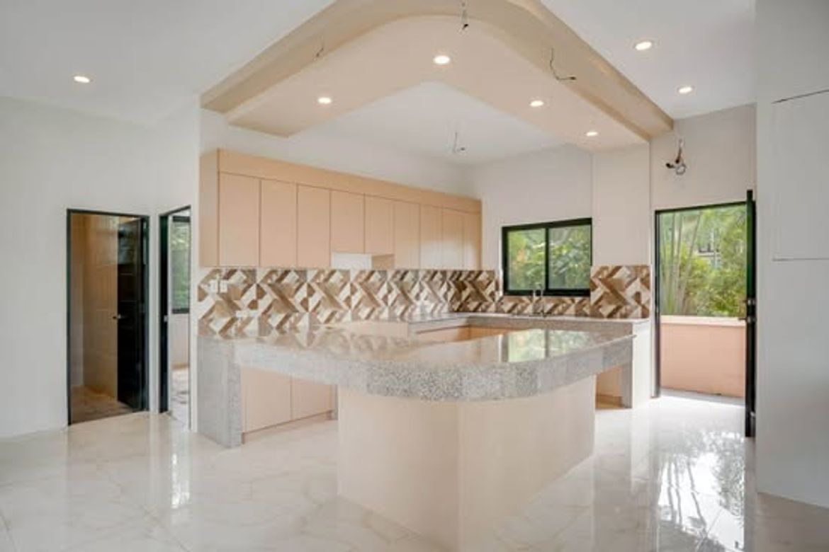 4 Bedroom House for Sale in Almanza Dos, Las Piñas, Metro Manila – photo 3