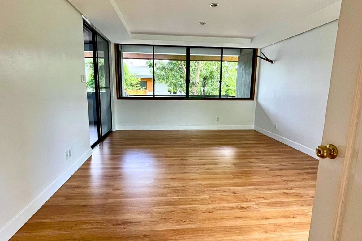 4 Bedroom House for Sale in Almanza Dos, Las Piñas, Metro Manila – photo 6