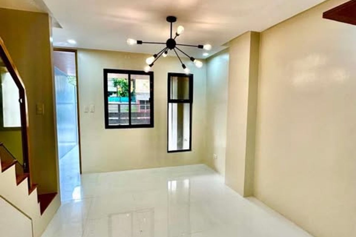 4 Bedroom House for Sale in Almanza Uno, Las Piñas, Metro Manila – photo 2