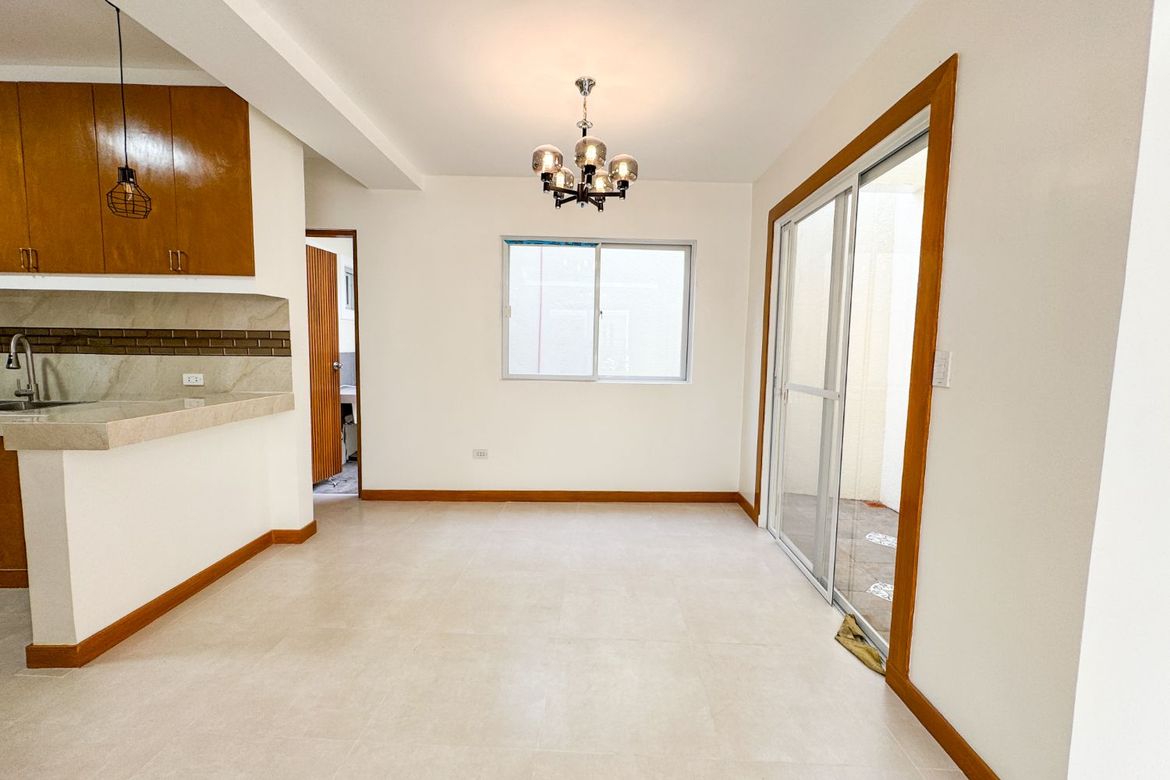 4 Bedroom House for Sale in Almanza Uno, Las Piñas, Metro Manila – photo 8