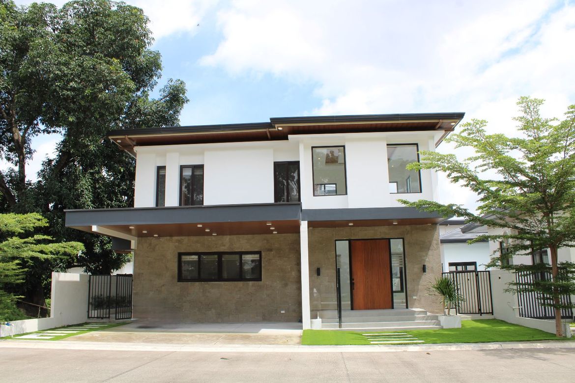 4 Bedroom House for Sale in Amsic, Angeles, Pampanga