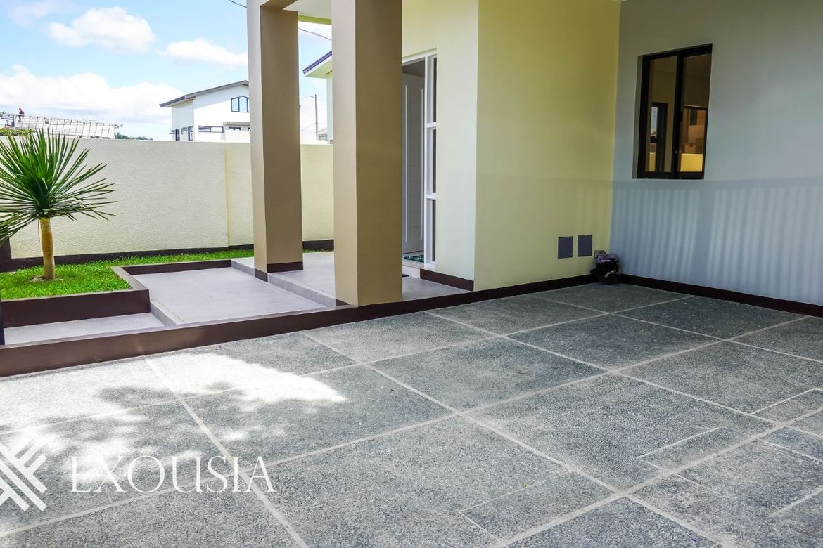 4 Bedroom House for Sale in Anabu I-B, Imus, Cavite – photo 5