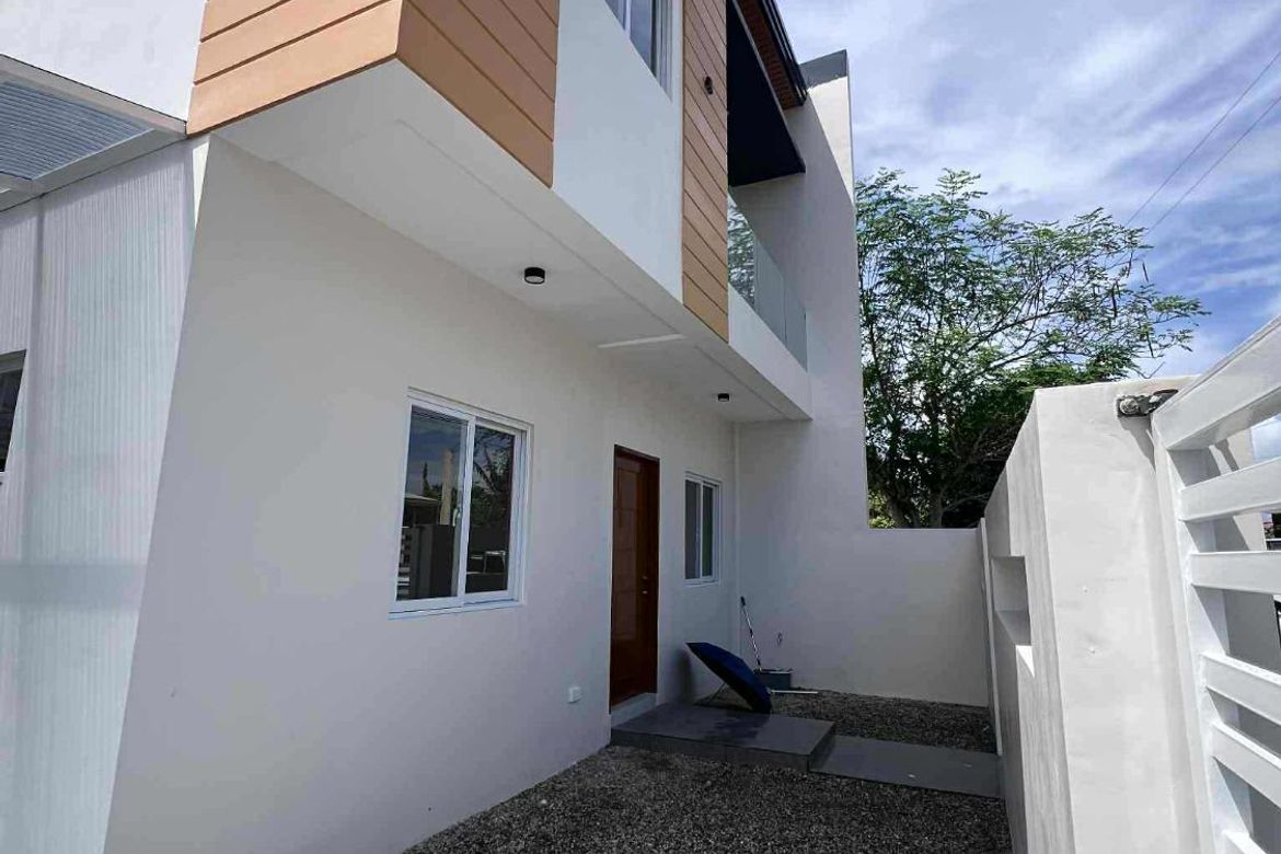 4 Bedroom House for Sale in Anabu II-C, Imus, Cavite – photo 3