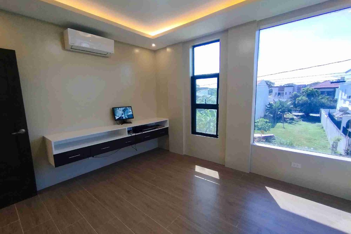 4 Bedroom House for Sale in Anabu II-C, Imus, Cavite – photo 5