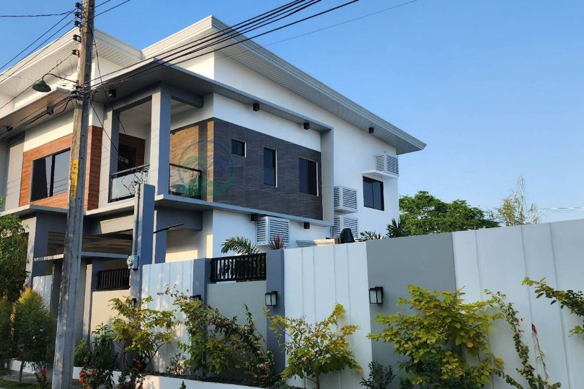 4 Bedroom House for Sale in Angeles, Pampanga – photo 2
