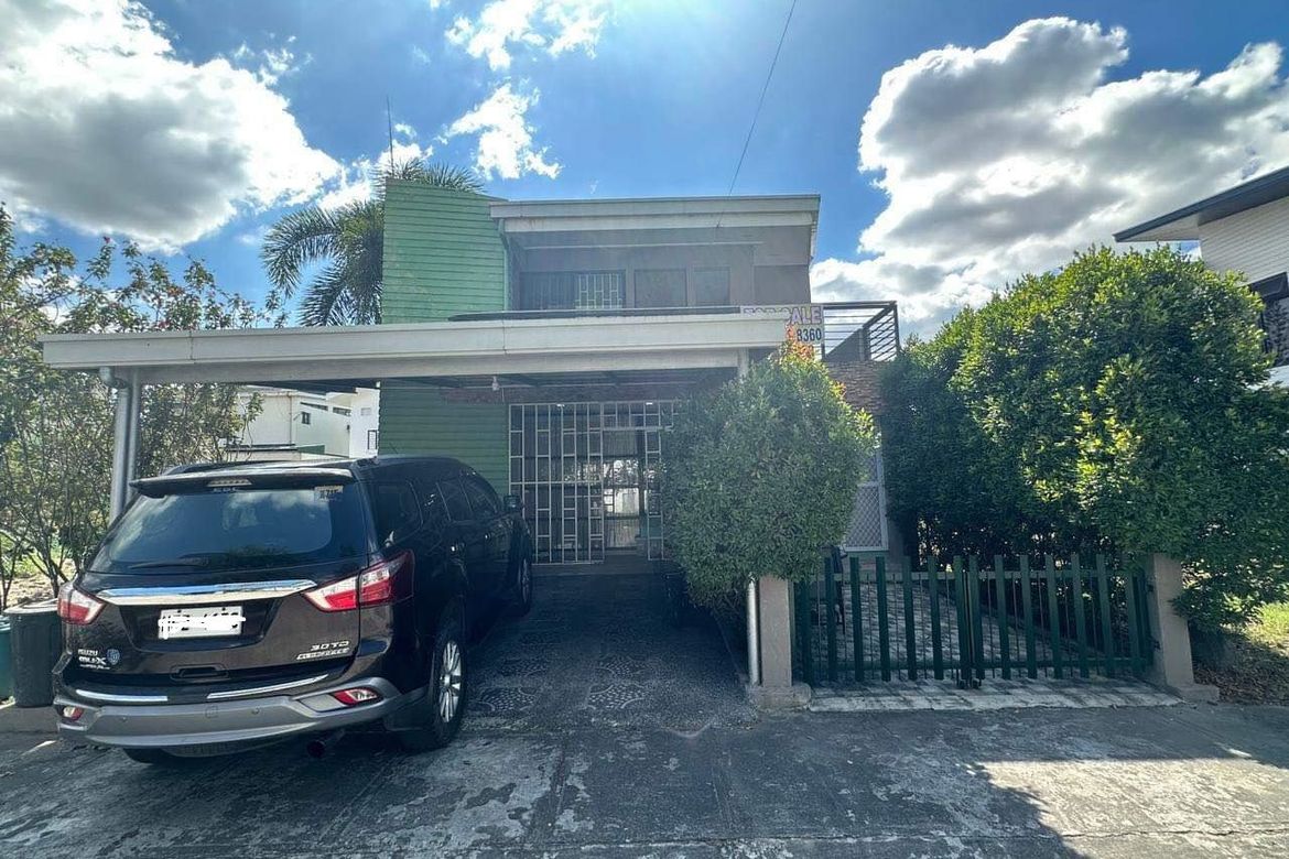 4 Bedroom House for Sale in Angeles, Pampanga