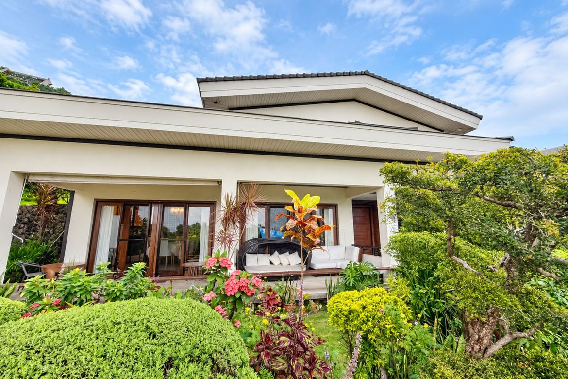 4 Bedroom House for Sale in Aya, Talisay, Batangas