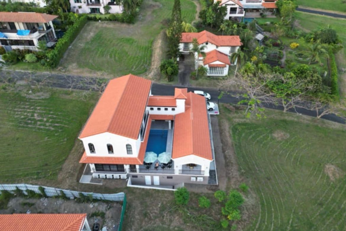 4 Bedroom House for Sale in Aya, Talisay, Batangas – photo 6