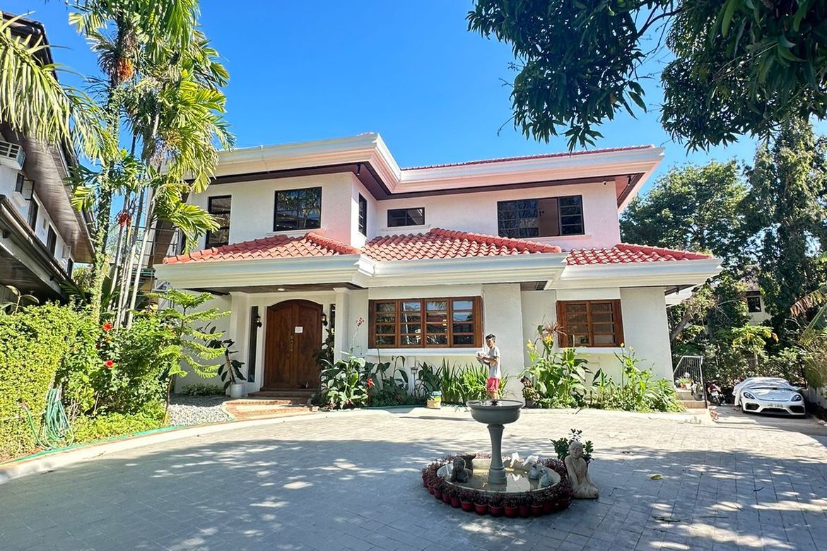 4 Bedroom House for Sale in Ayala Alabang Village, New Alabang Village, Muntinlupa, Metro Manila