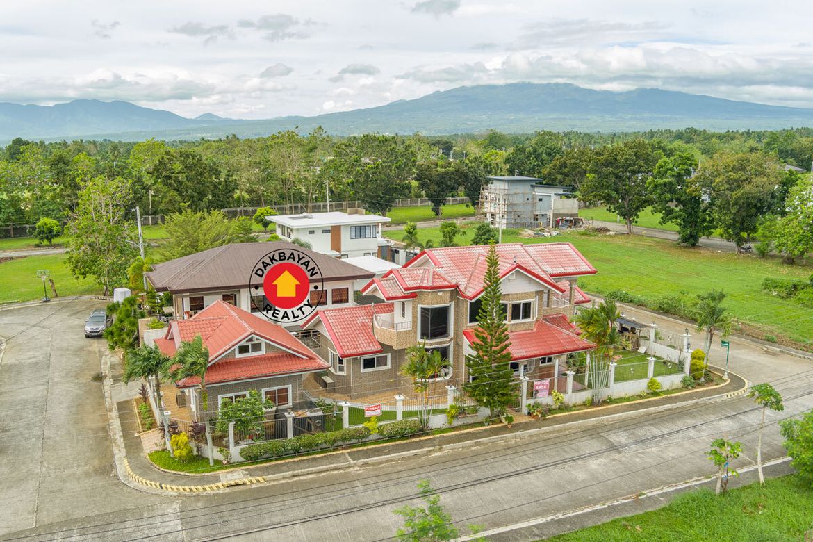 4 Bedroom House for Sale in Bago Oshiro, Davao City, Davao del Sur