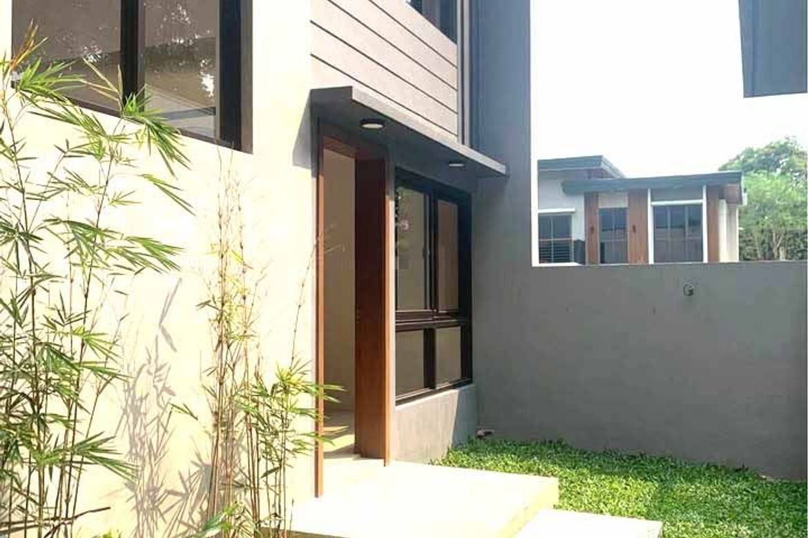 4 Bedroom House for Sale in Bagong Silangan, Quezon City, Metro Manila – photo 3