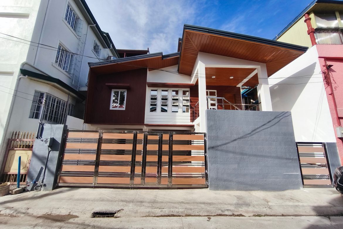 4 Bedroom House for Sale in Bakakeng North, Baguio, Benguet