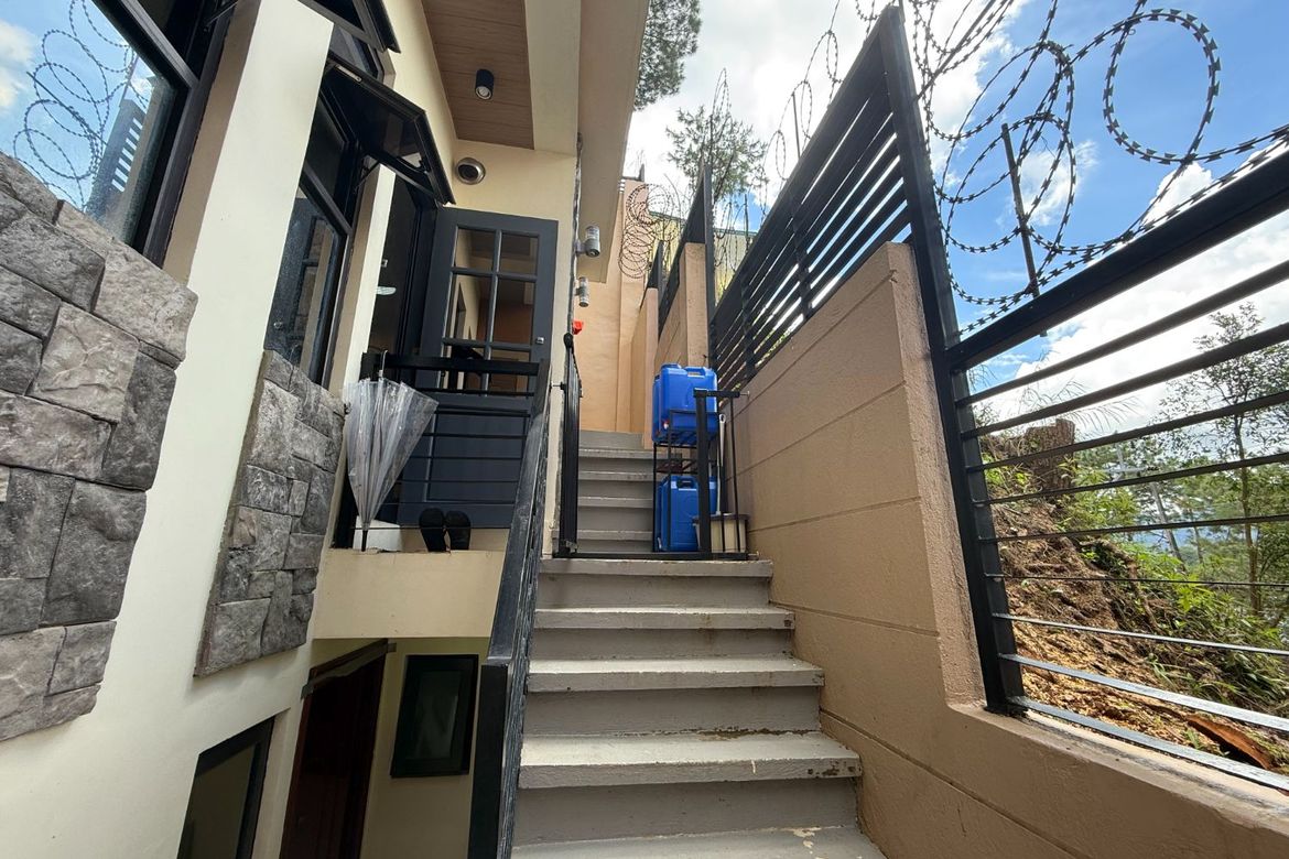 4 Bedroom House for Sale in Bakakeng North, Baguio, Benguet – photo 3