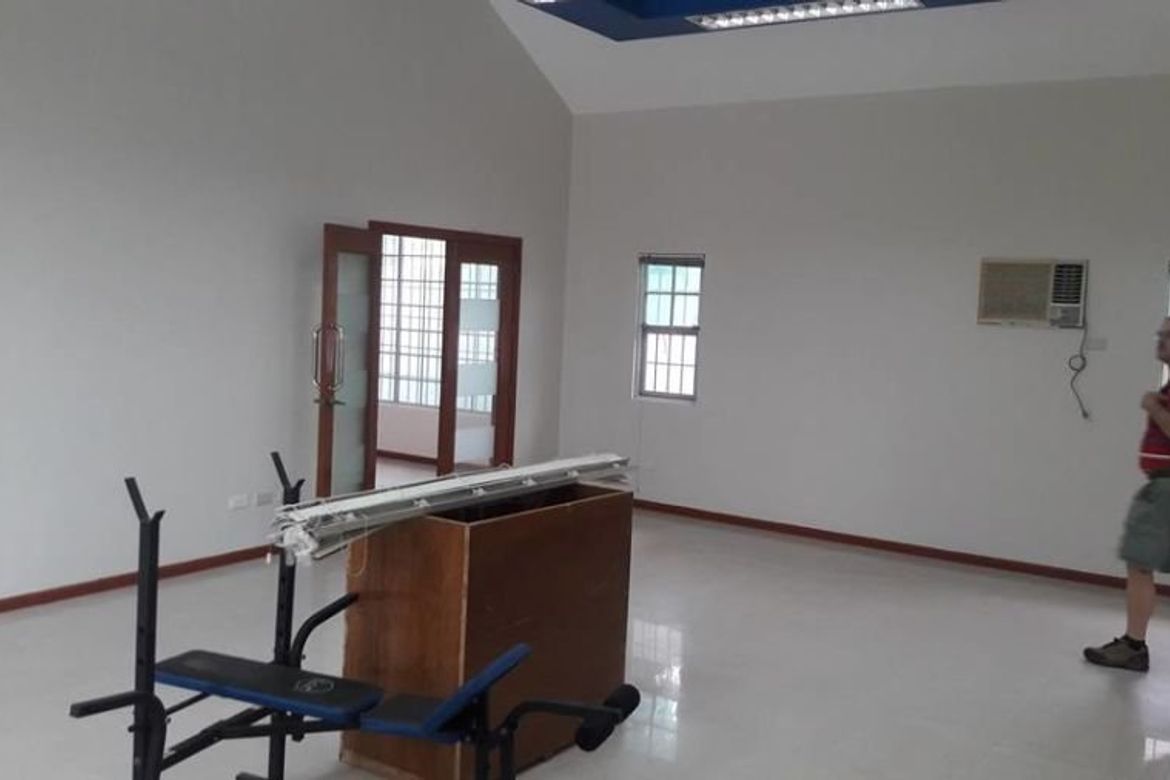 4 Bedroom House for Sale in Balibago, Angeles, Pampanga – photo 5