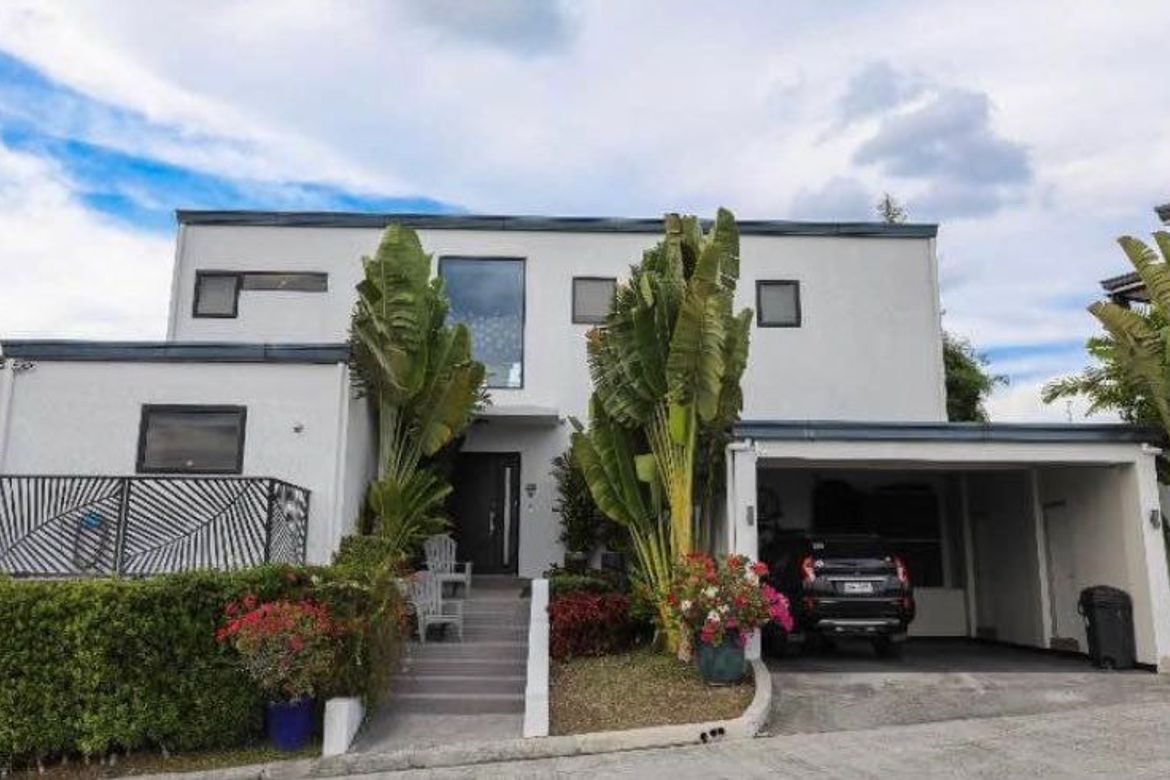 4 Bedroom House for Sale in Balibago, Angeles, Pampanga – photo 8