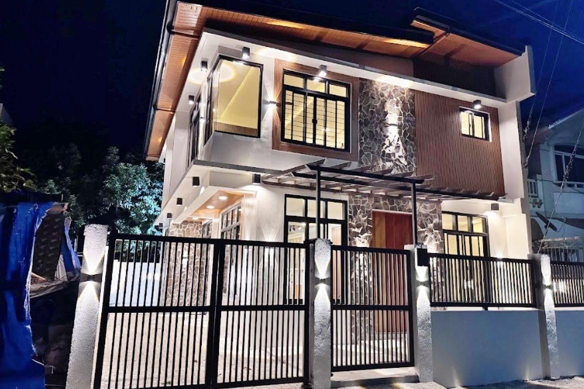 4 Bedroom House for Sale in Balibago, Santa Rosa, Laguna