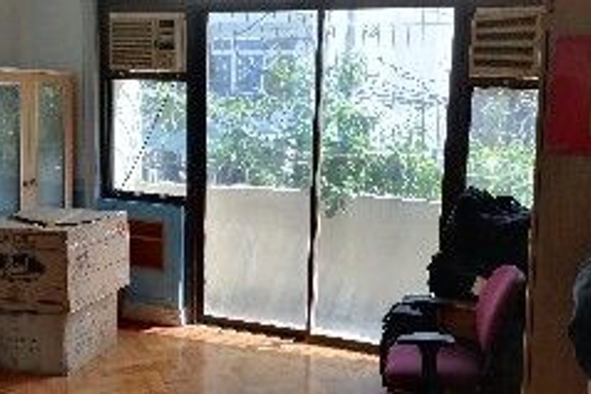 4 Bedroom House for Sale in Balong-Bato, San Juan, Metro Manila near LRT-2 J. Ruiz – photo 3