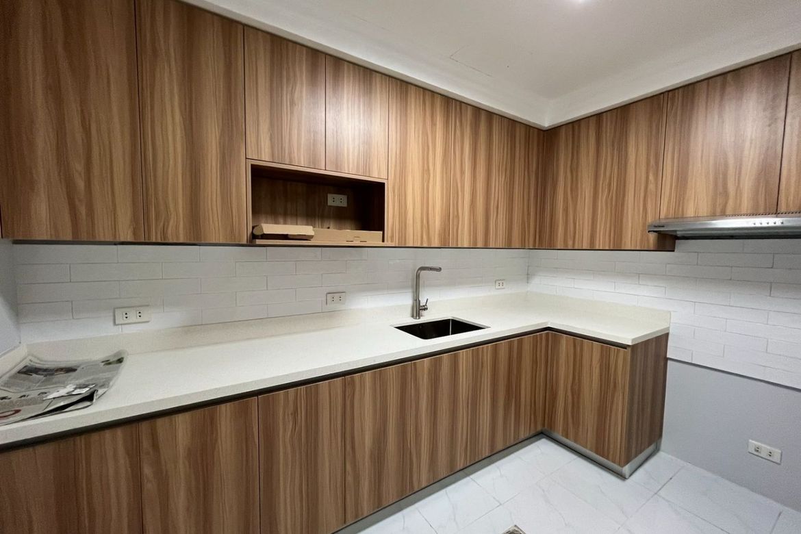 4 Bedroom House for Sale in Balong-Bato, San Juan, Metro Manila near LRT-2 J. Ruiz – photo 4