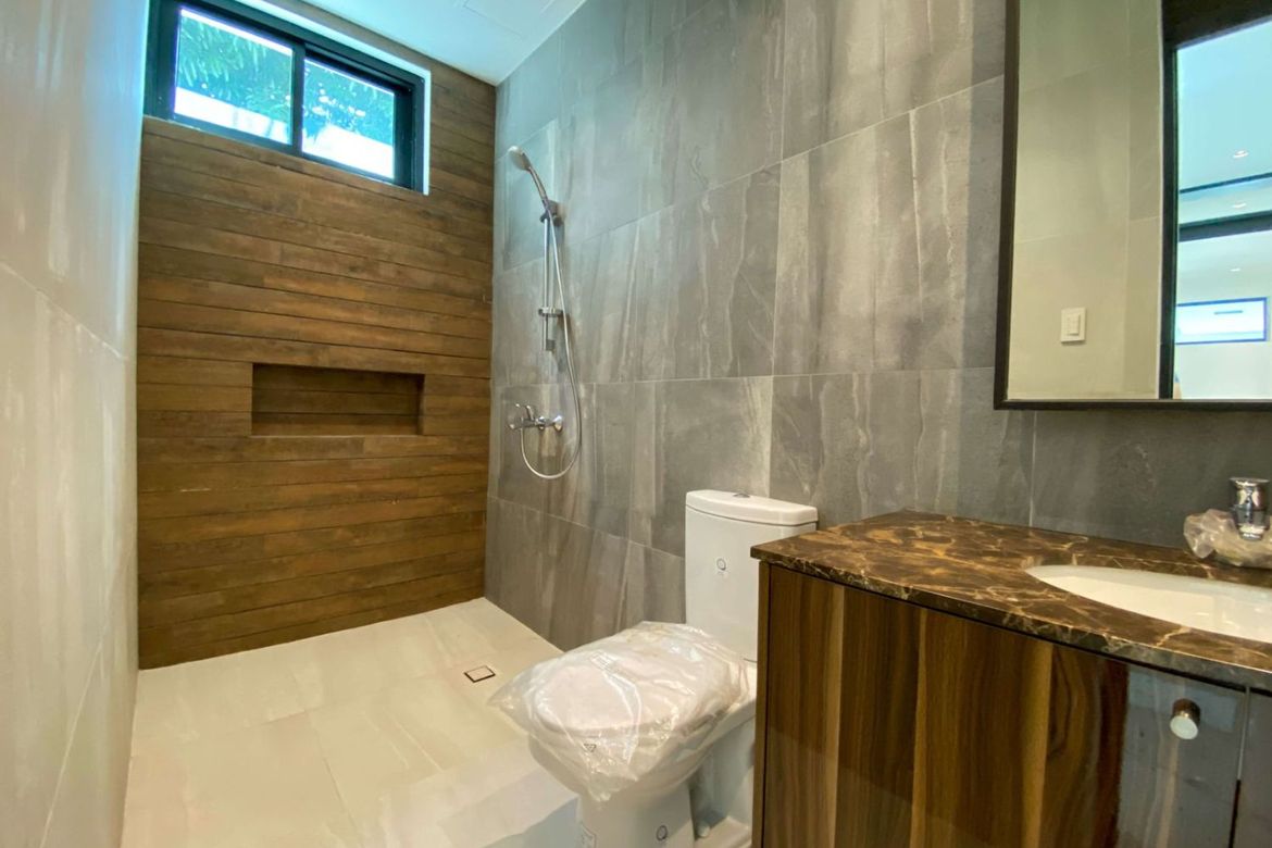 4 Bedroom House for Sale in Bambang, Taguig, Metro Manila – photo 2