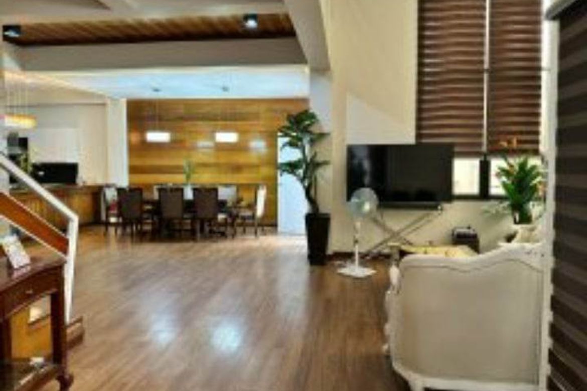 4 Bedroom House for Sale in Banilad, Cebu City, Cebu