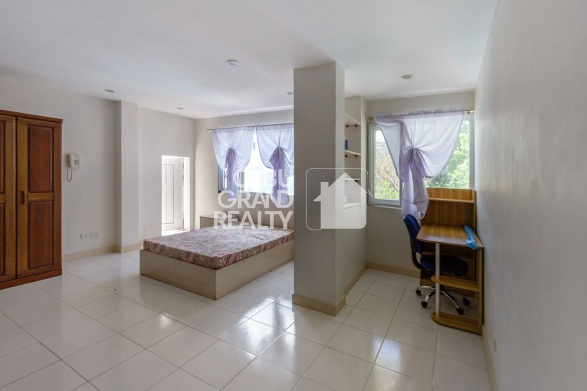 4 Bedroom House for Sale in Banilad, Cebu City, Cebu – photo 4