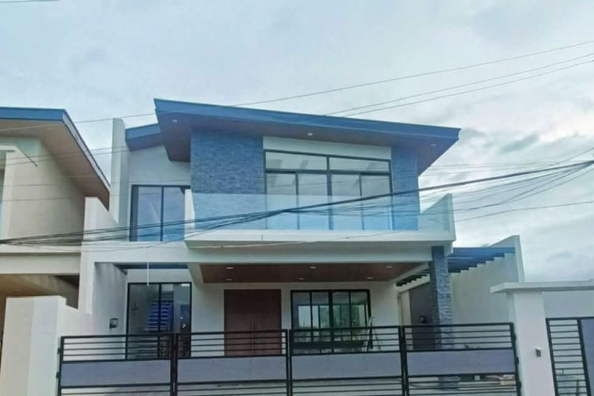 4 Bedroom House for Sale in Banilad, Mandaue, Cebu