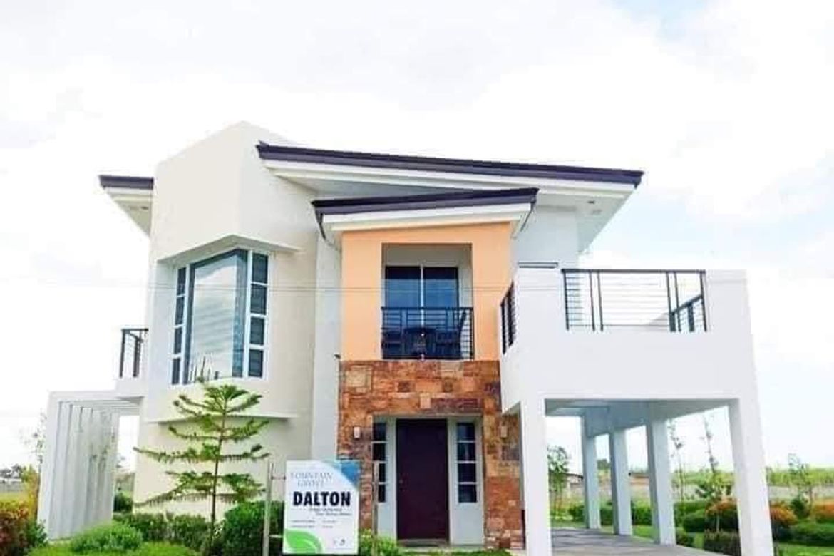 4 Bedroom House for Sale in Barangay 12, Bacolod, Negros Occidental
