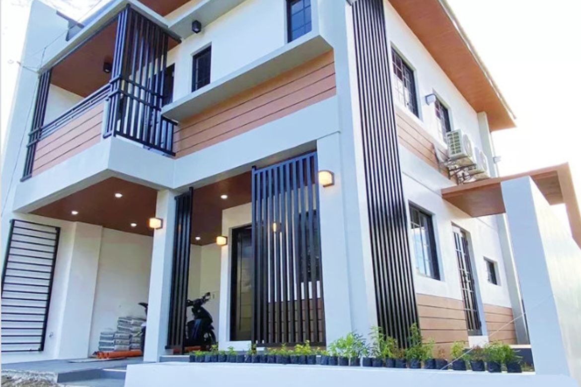 4 Bedroom House for Sale in Barangay 174, Caloocan, Metro Manila