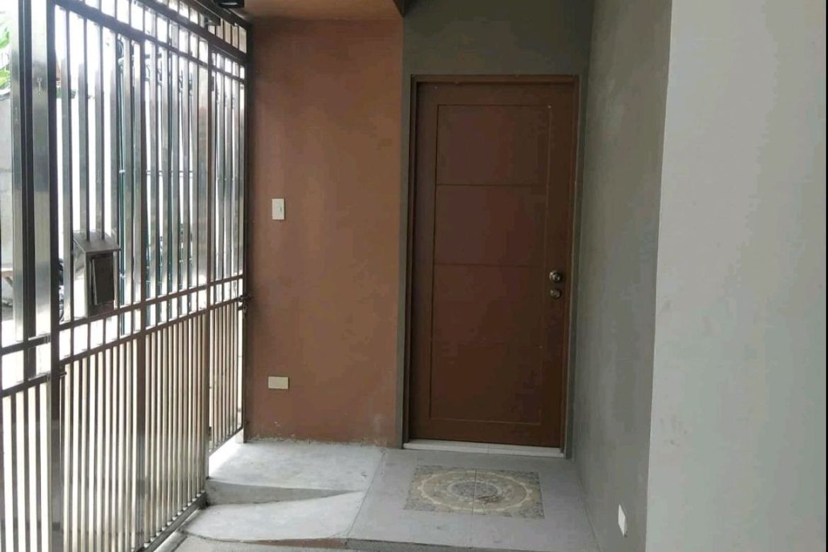 4 Bedroom House for Sale in Barangay 2, Calamba, Laguna – photo 3