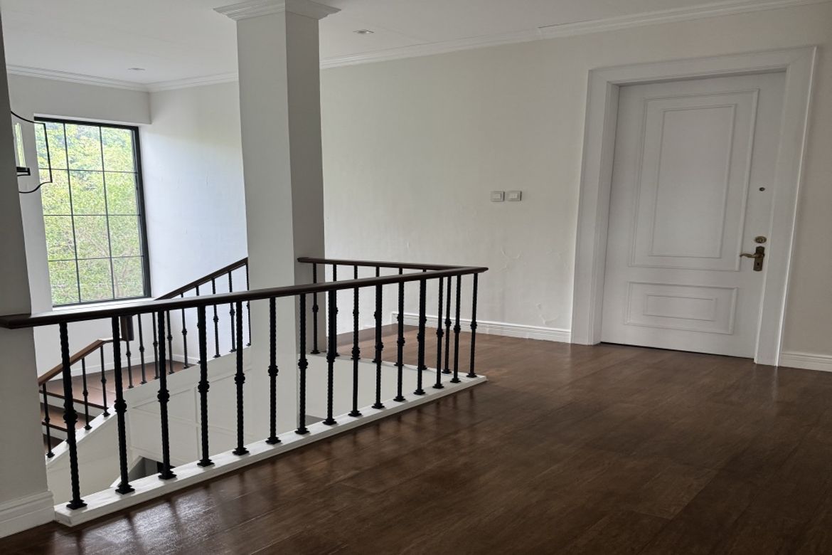 4 Bedroom House for Sale in Barangay 201, Pasay, Metro Manila – photo 8